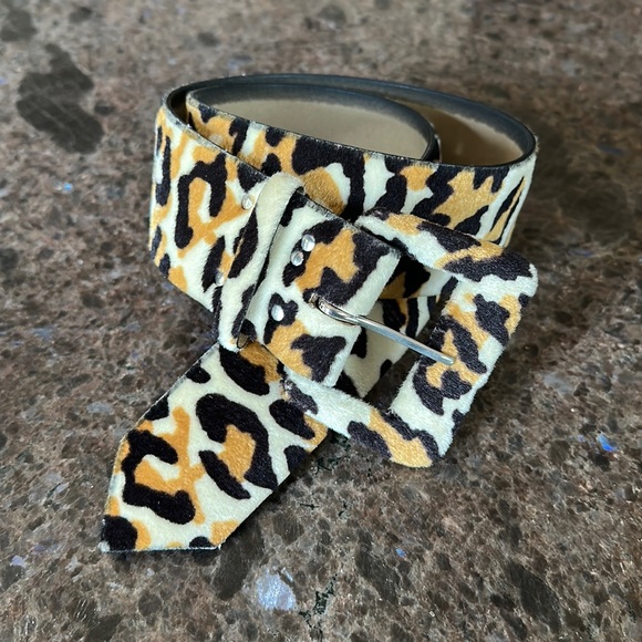 Vintage Leopard Velvet Belt - Picture 8 of 9